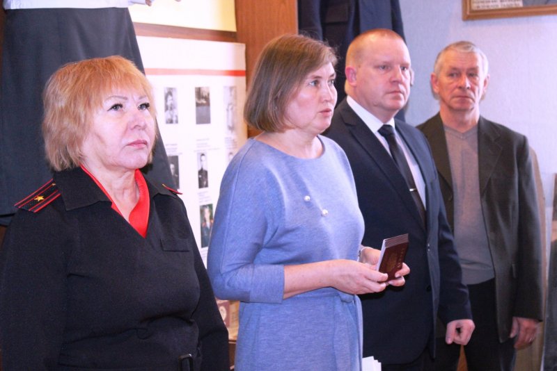 В музее Алапаевского отдела полиции состоялось  торжественное вручение первых паспортов юным гражданам Российской Федерации